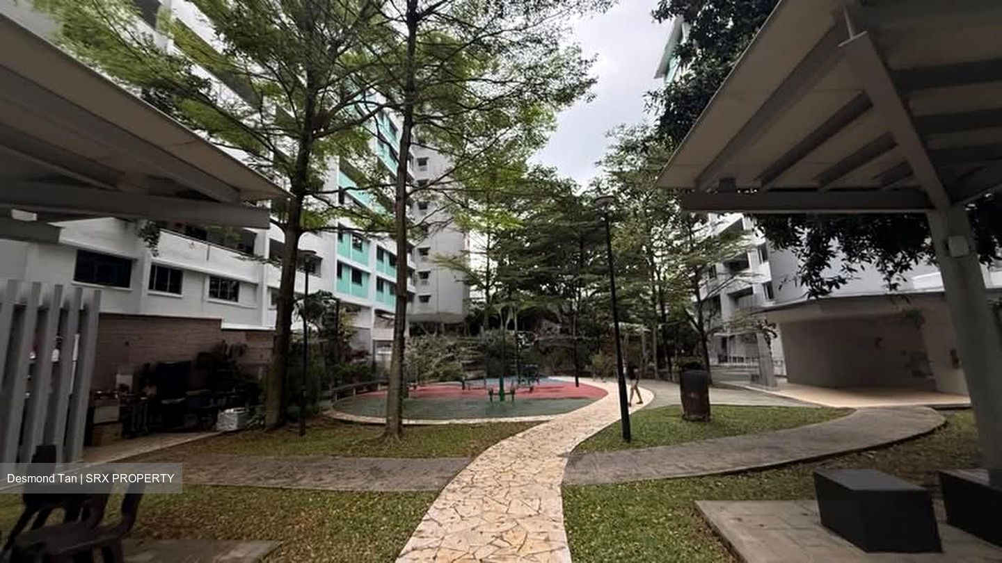 Clementi Meadows (D5), Shop House #610004161